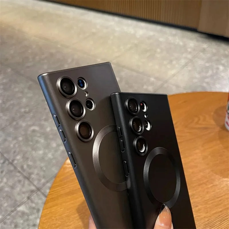 Magnetic Metallic Paint Skin-like Samsung Phone Case