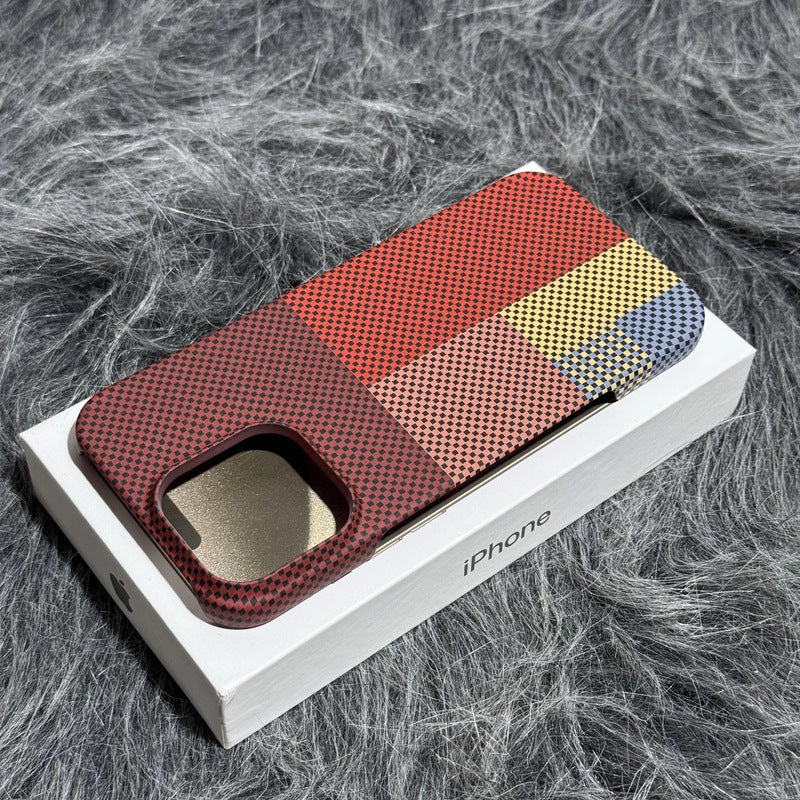 Half-pack Kevlar magnetic thin iPhone case