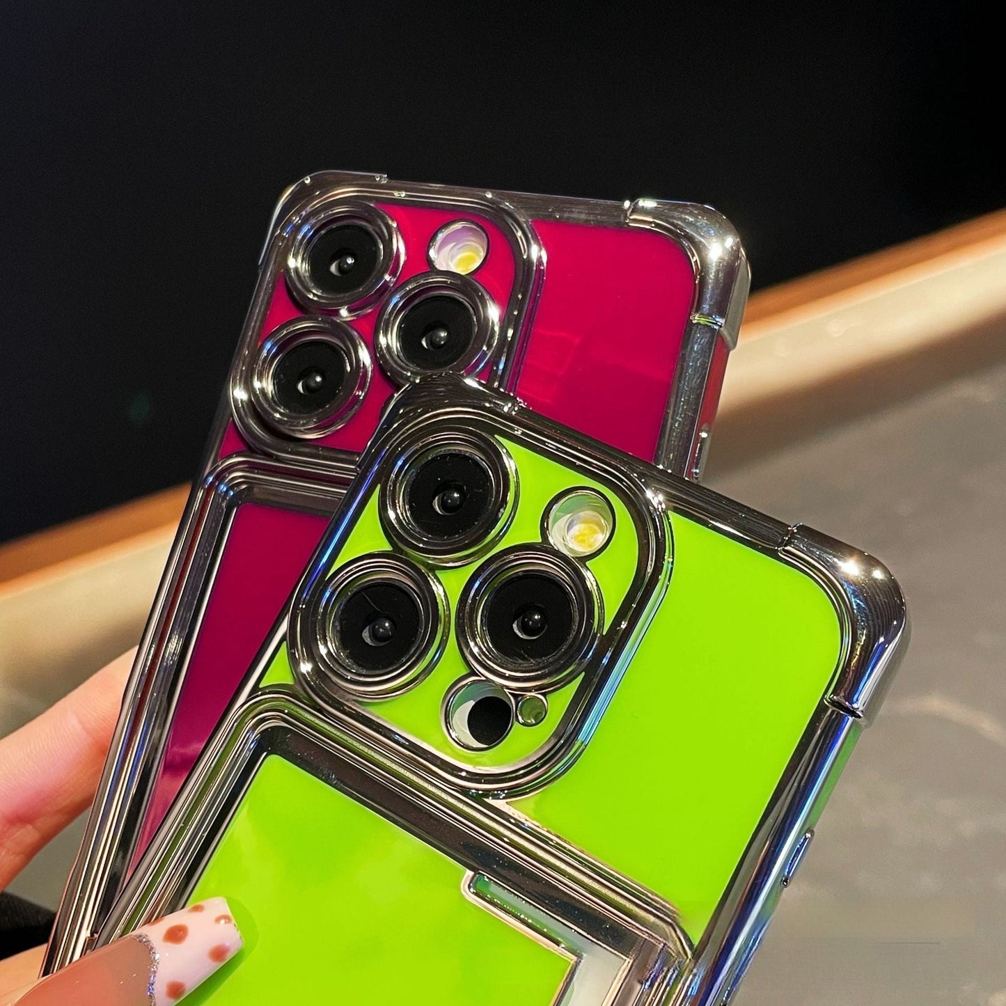 Pemegang kad kreatif penyaduran elektrik sarung telefon Apple 