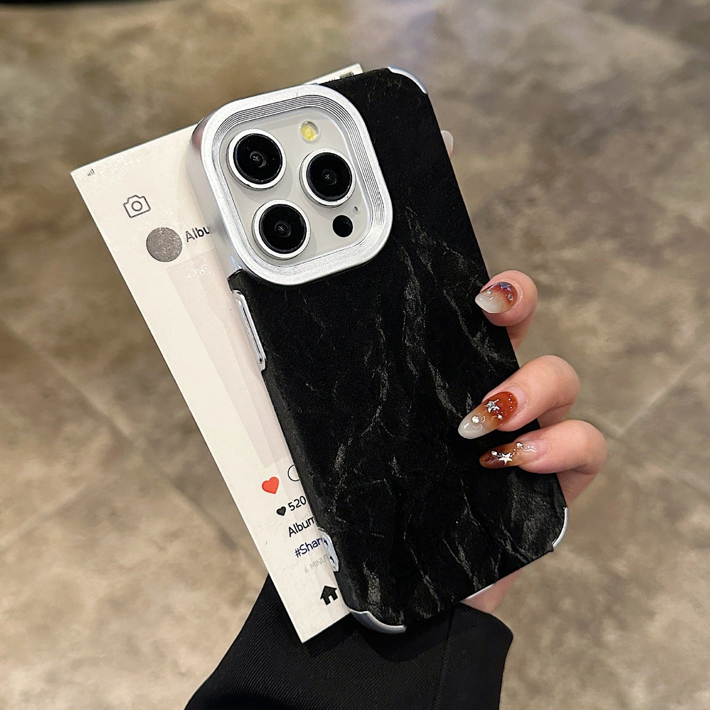 Electroplated solid color snow mountain pattern Apple mobile phone case