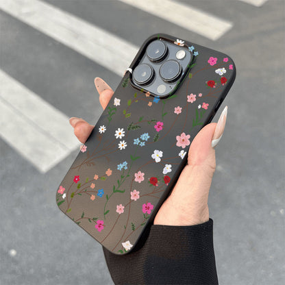 Full-screen floral and lychee-textured Apple phone case