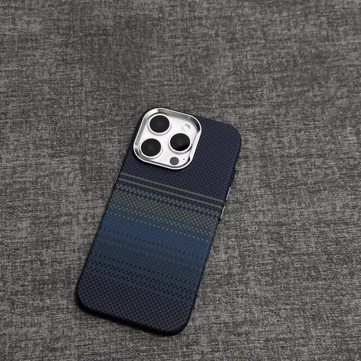 Luminous Kevlar Carbon Fiber Magnetic iPhone Case