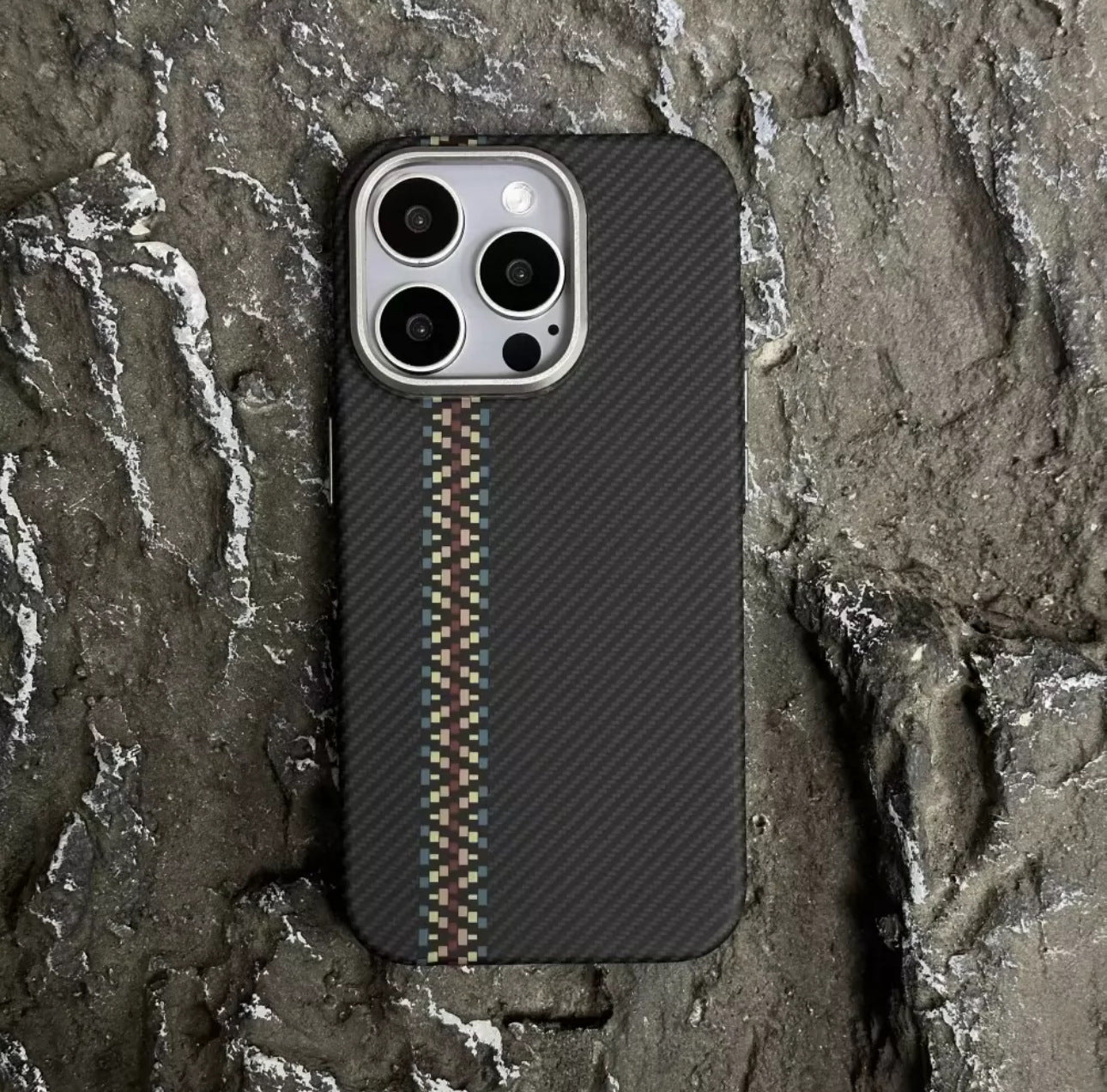 Luminous Kevlar Carbon Fiber Magnetic iPhone Case