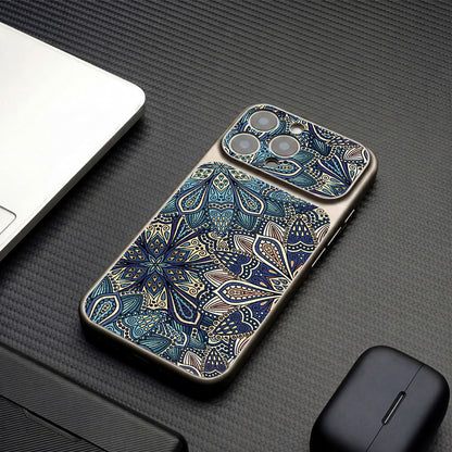 Diamond-patterned Apple phone case