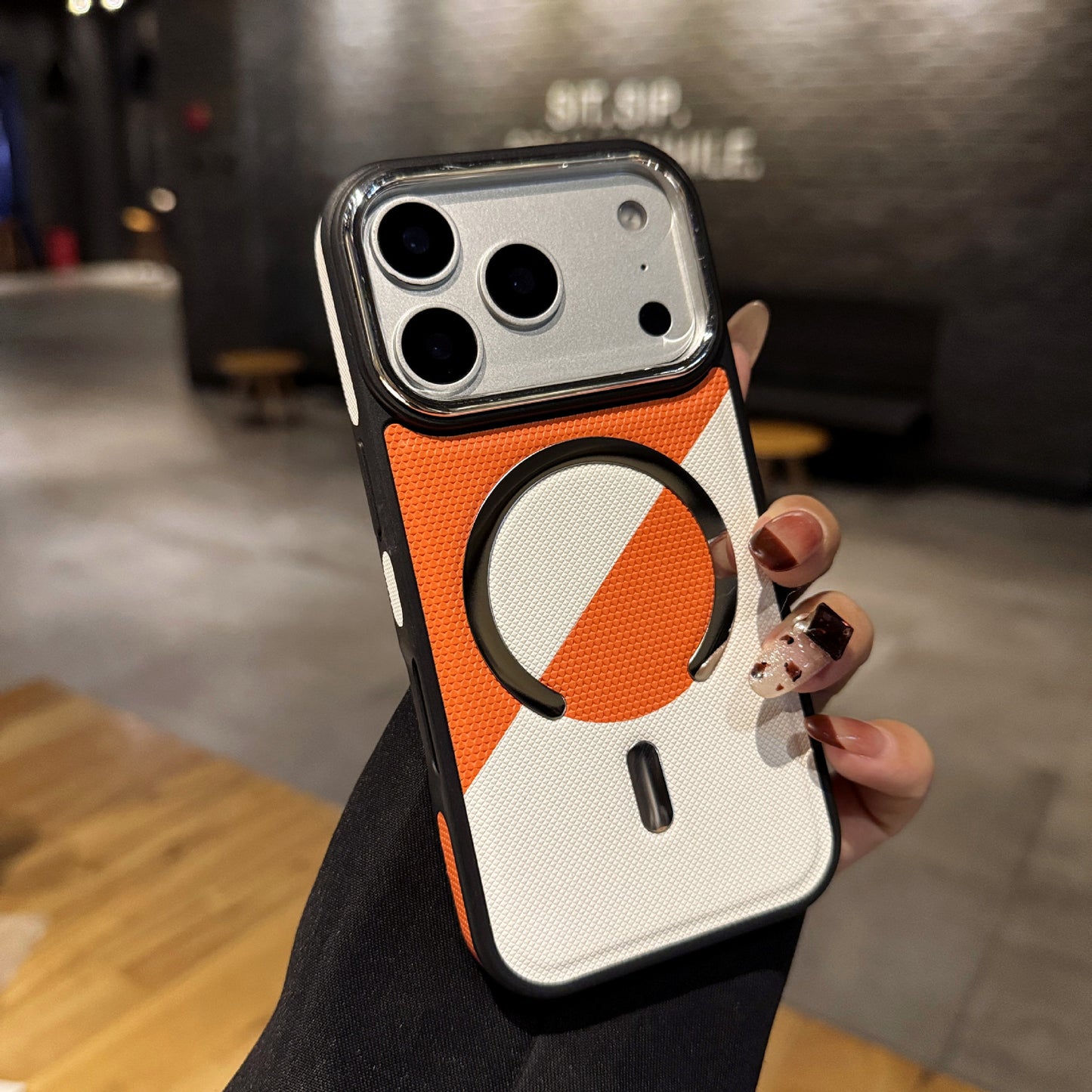 Two-tone leather texture magnetic anti-drop Apple phone case