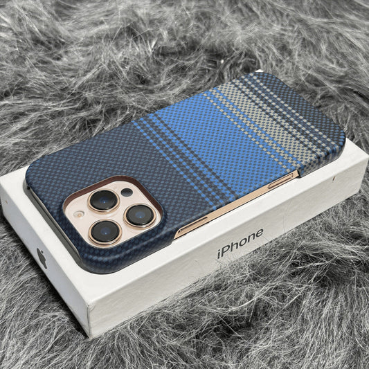 Half-pack Kevlar magnetic thin iPhone case