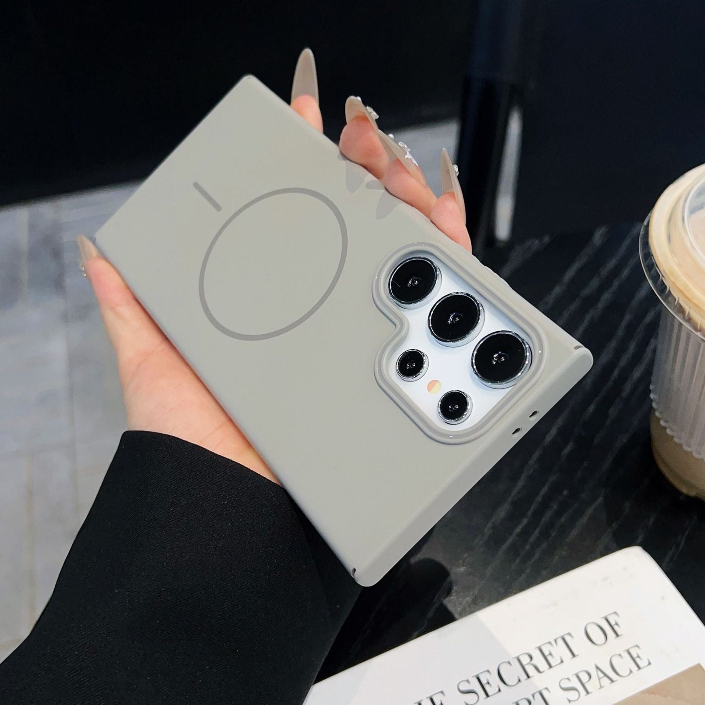 Magnetic Skin-friendly Frosted Samsung Phone Case