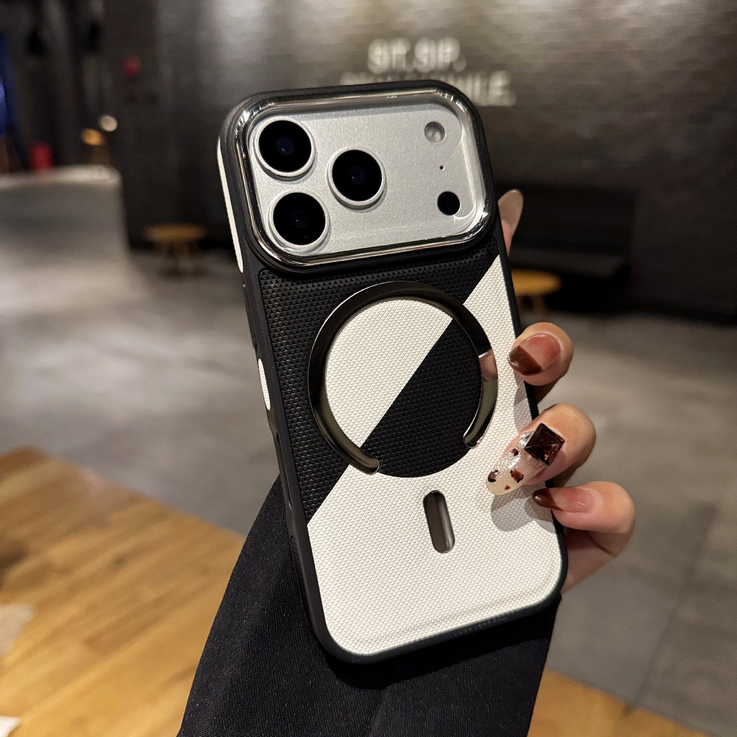 Two-tone leather texture magnetic anti-drop Apple phone case