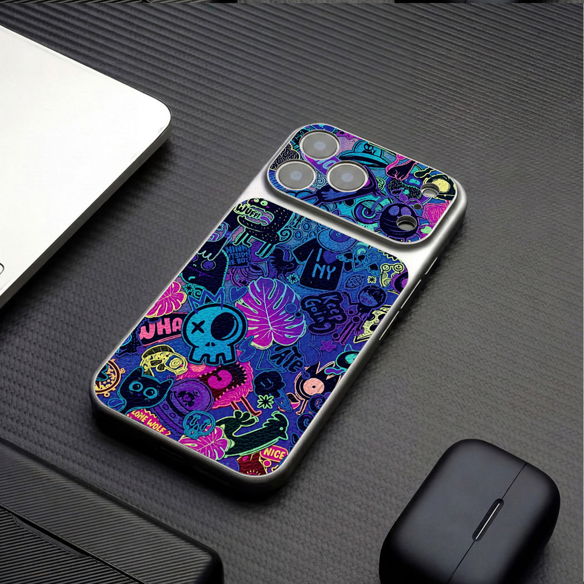 Graffiti style trendy Apple phone cases