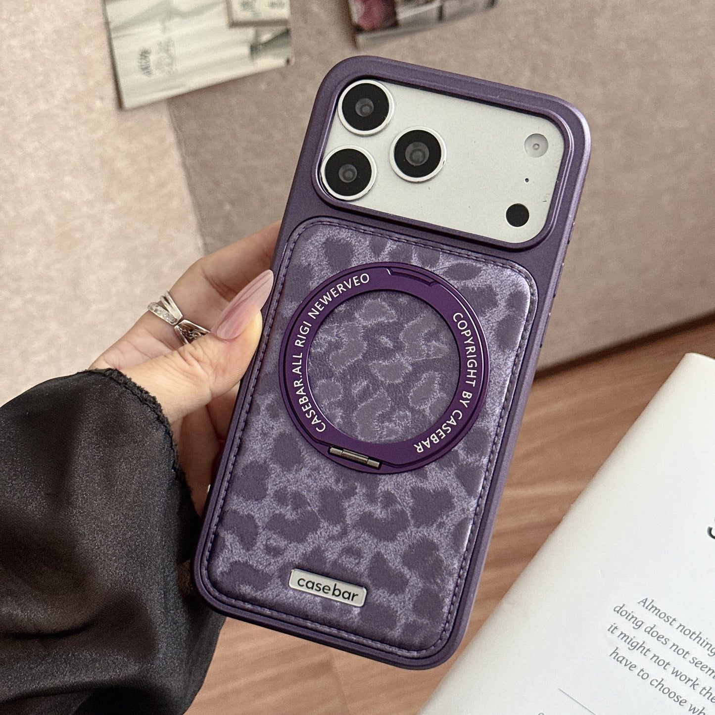 Pearl leopard print stand Apple phone case