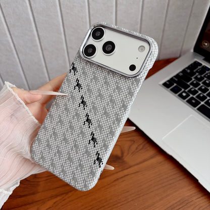 Kevlar carbon fiber semi-enclosed magnetic Apple phone case
