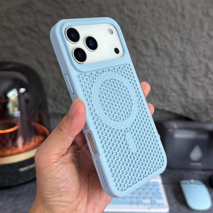 Large-hole honeycomb heat dissipation mesh magnetic Apple phone case